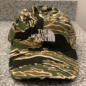 NEW North Face Camo Adjustable Baseball Hat RARE!!